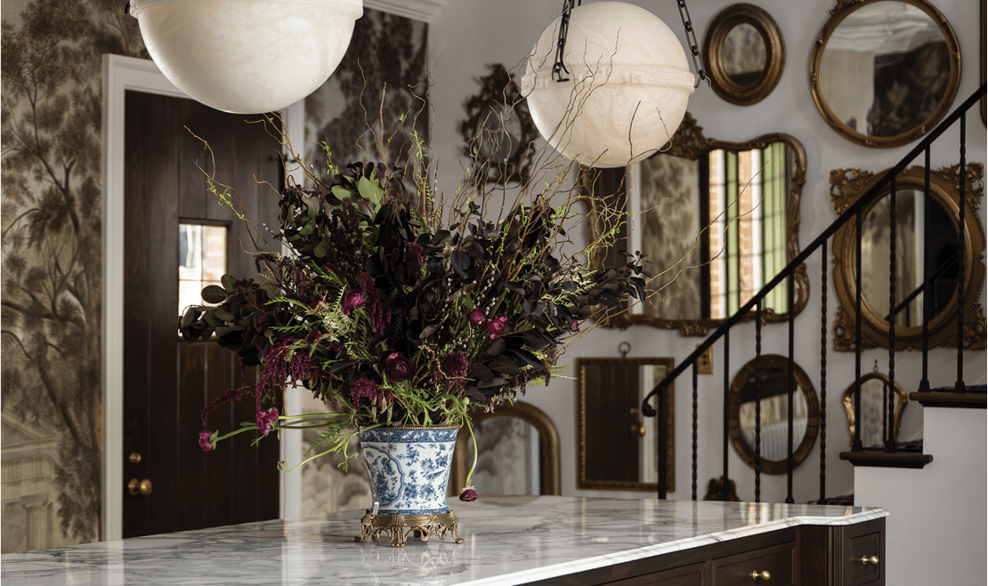 The home was built in 1929. They often display vintage mirrors, paintings, and potted plants to keep the antique aesthetic.