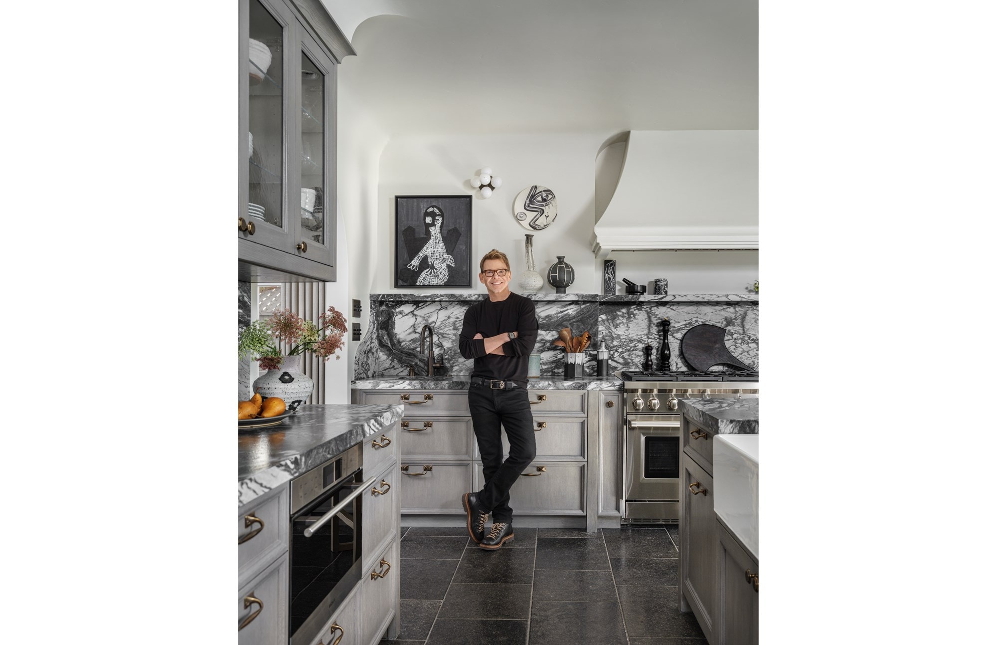 California-based, award-winning designer Jeff Andrews adds elegance to every home project, including his own. 