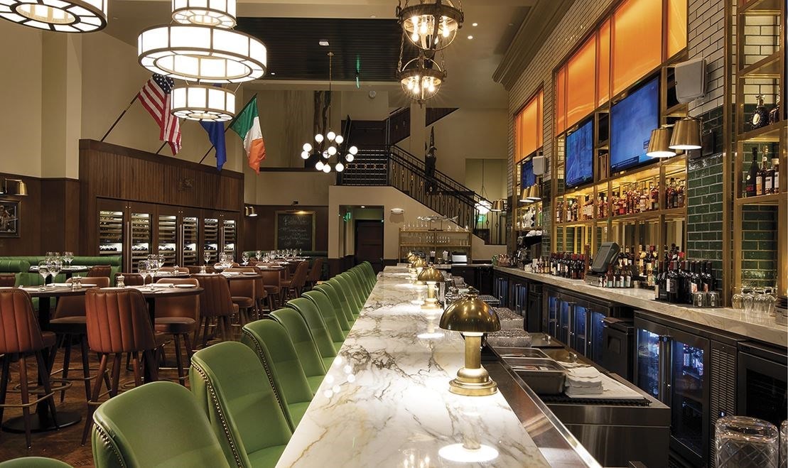 The dining floor at Smith & Wollensky's new restaurant in The Venetian, Las Vegas.