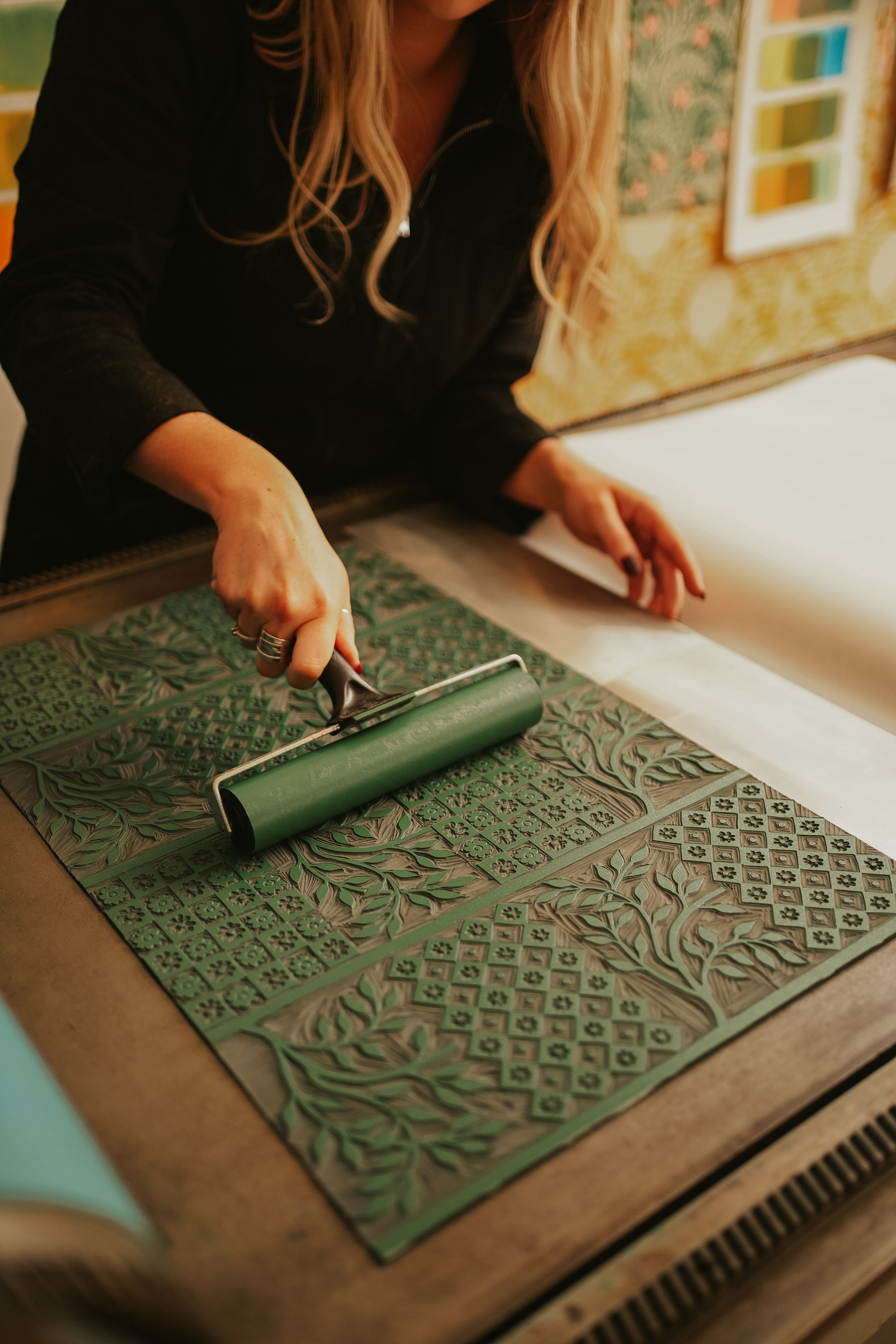 If walls could talk, the ones adorned with Ellen Merchant’s bold prints would have stories to tell about hand-crafted artistry.