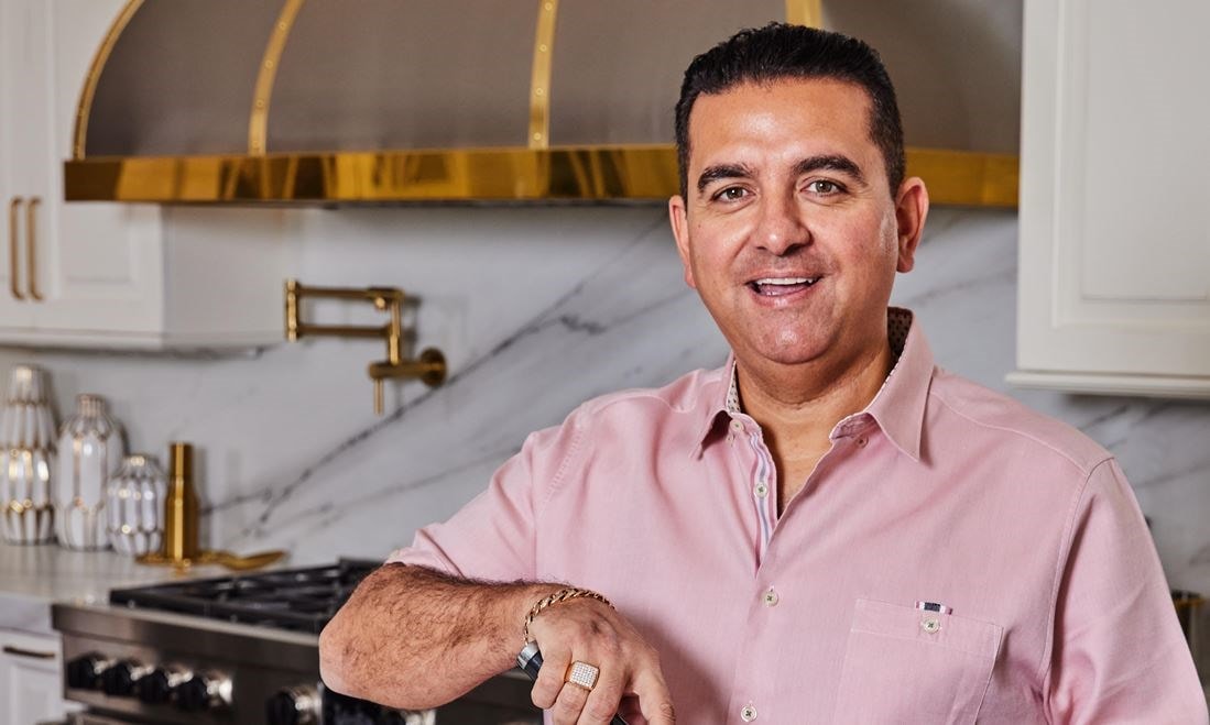 When the Valastros renovated their kitchen, they filled it with Sub-Zero, Wolf, and Cove appliances.