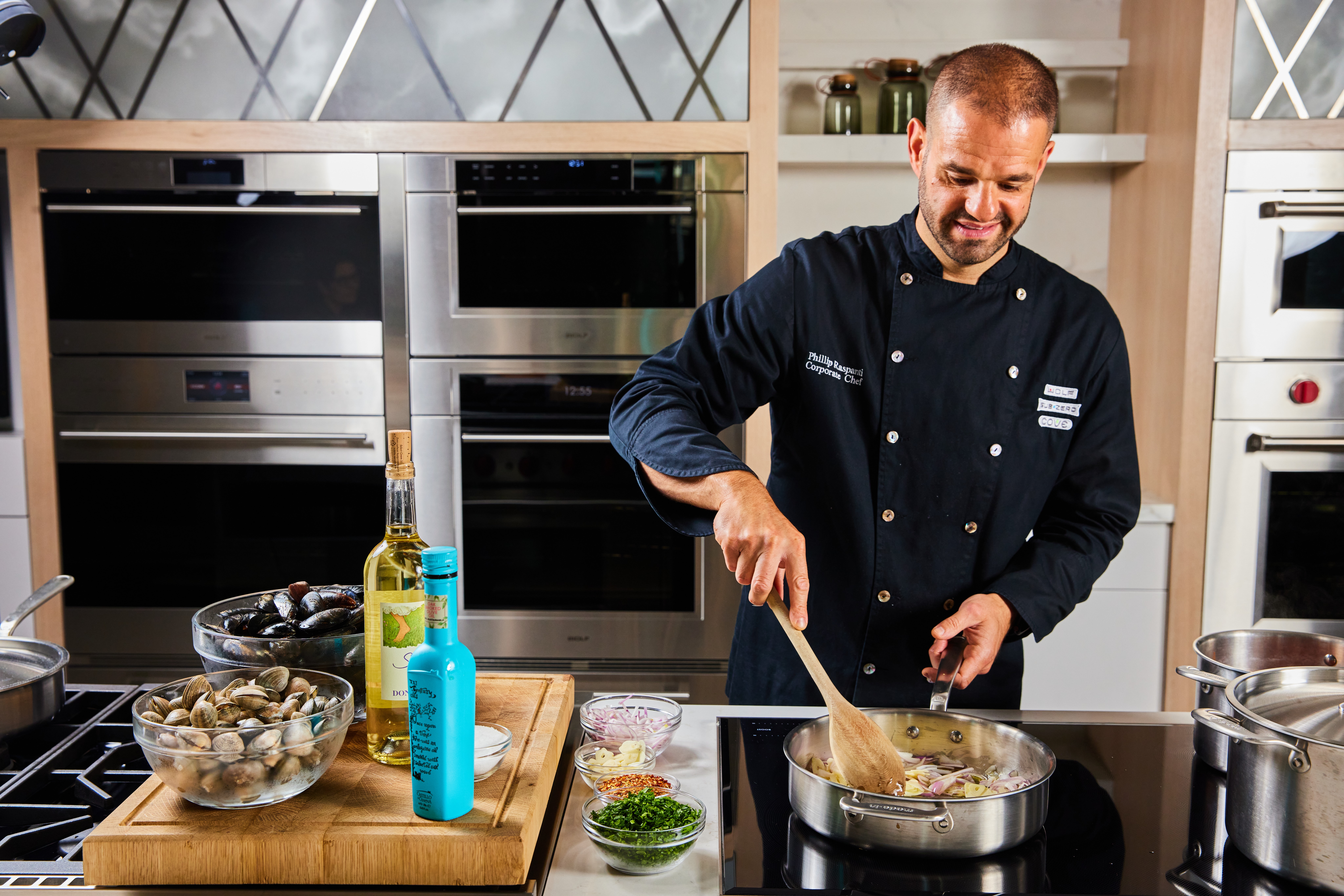 Chef Raspanti truly enjoys interacting with customers during demonstrations at the Sub-Zero, Wolf, and Cove showroom in Roslyn Heights, NY.