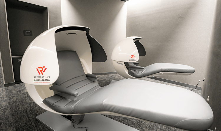 The Bakke Center at the University of Wisconsin-Madison contains many nap pods, peer-to-peer areas, and meditation rooms.