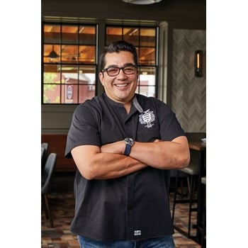 An award-winning chef Jose Garces stays true to his Latin American heritage and shares his culinary culture.