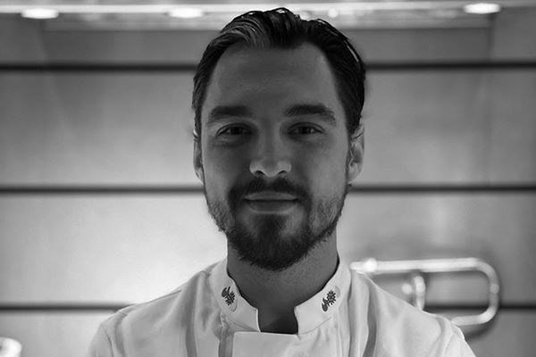 Classically trained Chef Pawel Siemion presents product demonstrations for individuals at the Sub-Zero, Wolf, and Cove Showroom located in Glendale Heights, Illinois.