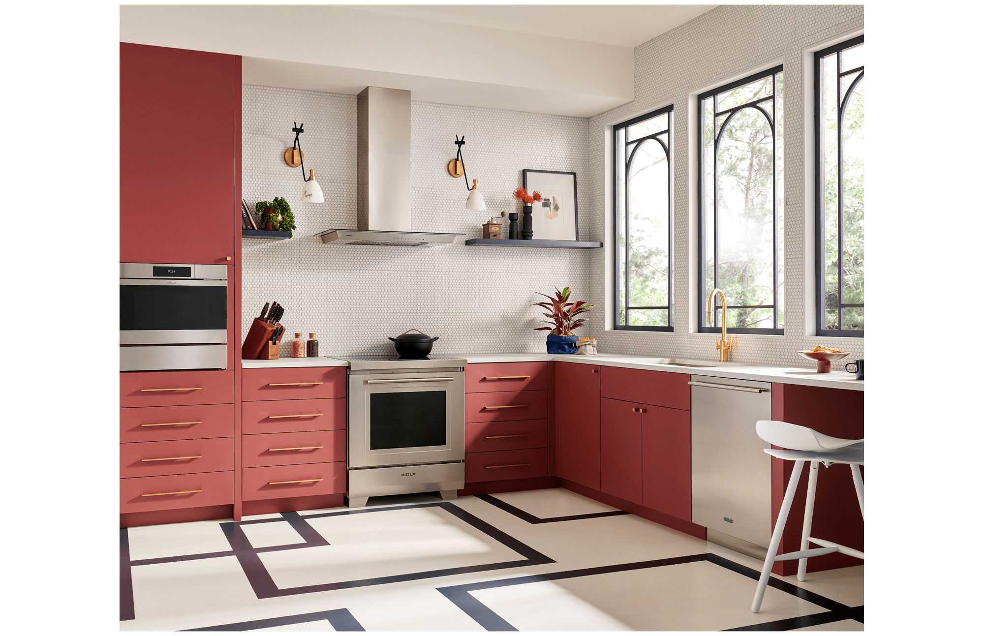 The Wolf Convection Steam Oven allows anyone to feel like a world-class chef while using the product for breads and roasts.