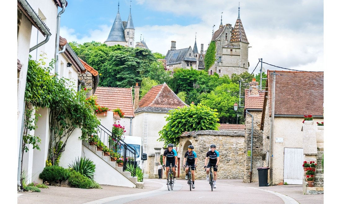 Cycling enthusiasts touring France