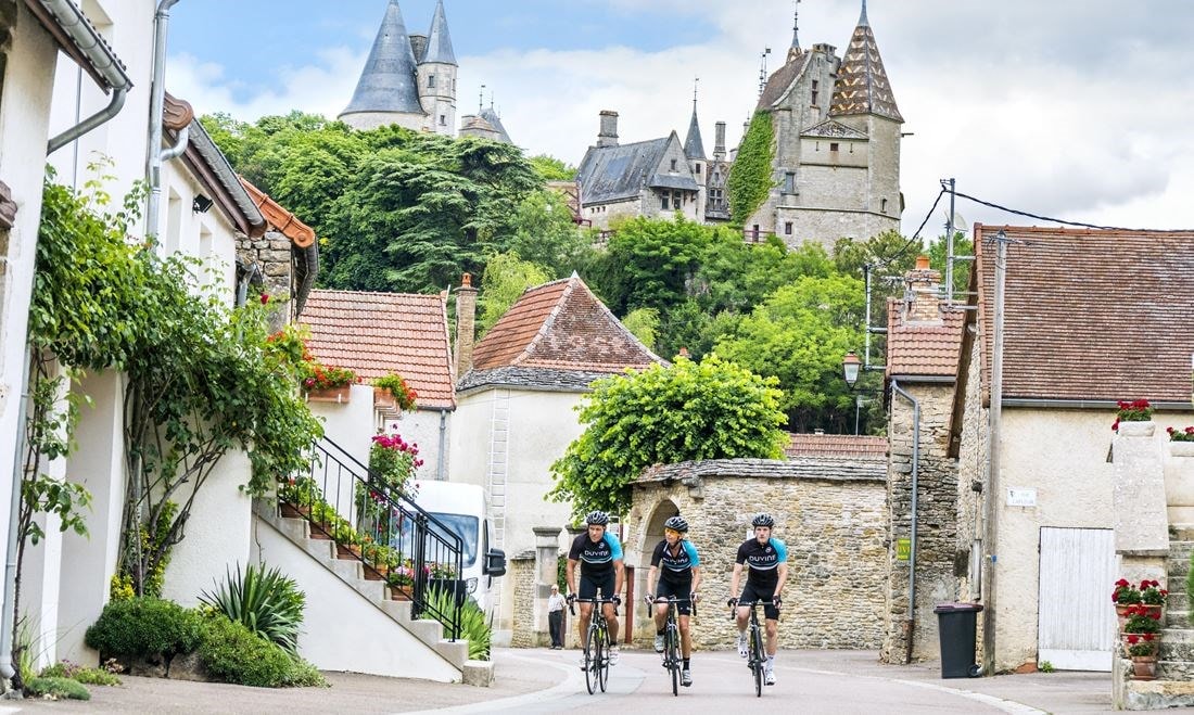 Cycling enthusiasts touring France